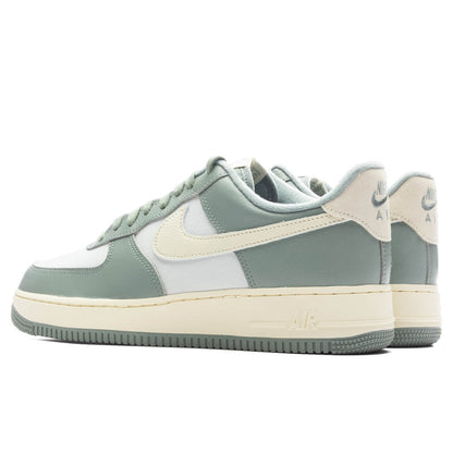 Nike Air Force 1 '07 LX - Mica Green/Coconut Milk/Photon Dust