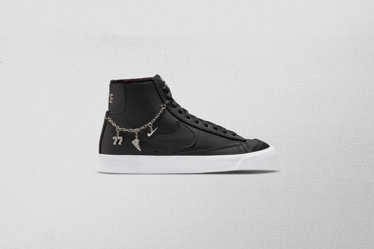 Women's Blazer Mid '77 LX - Black/Black/Metallic Silver