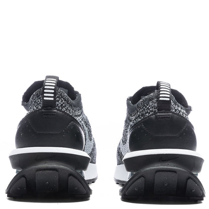 Women's Air Max Flyknit Racer - Black/White