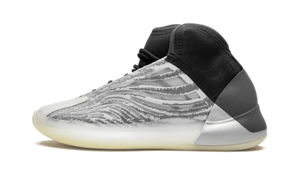 YEEZY QNTM QUANTUM