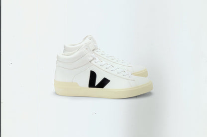 Minotaur ChromeFree - Extra White/Black