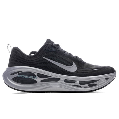 Vomero Plus - Anthracite/Reflect Silver/Cannon