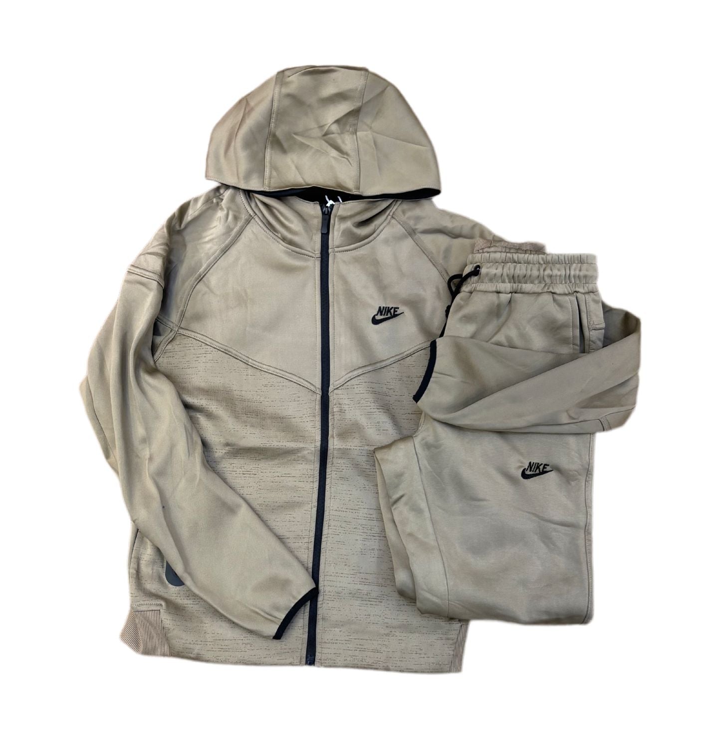 TUTA NIKE BRONZO TECH