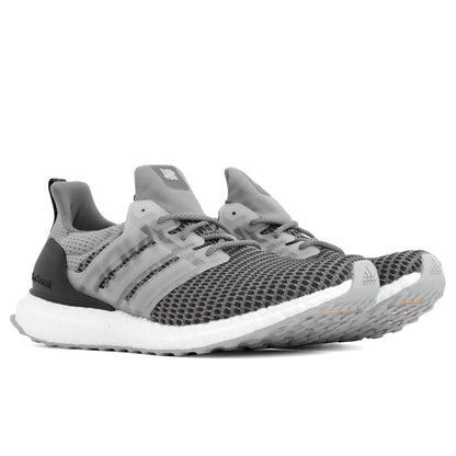 adidas Originals x UNDEFEATED Ultraboost - Clear Onix