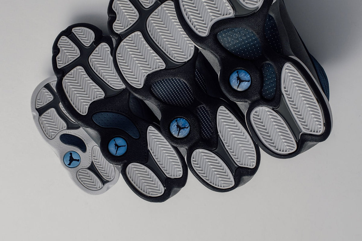 Air Jordan 13 Retro "Flint Grey" - Navy/University Blue
