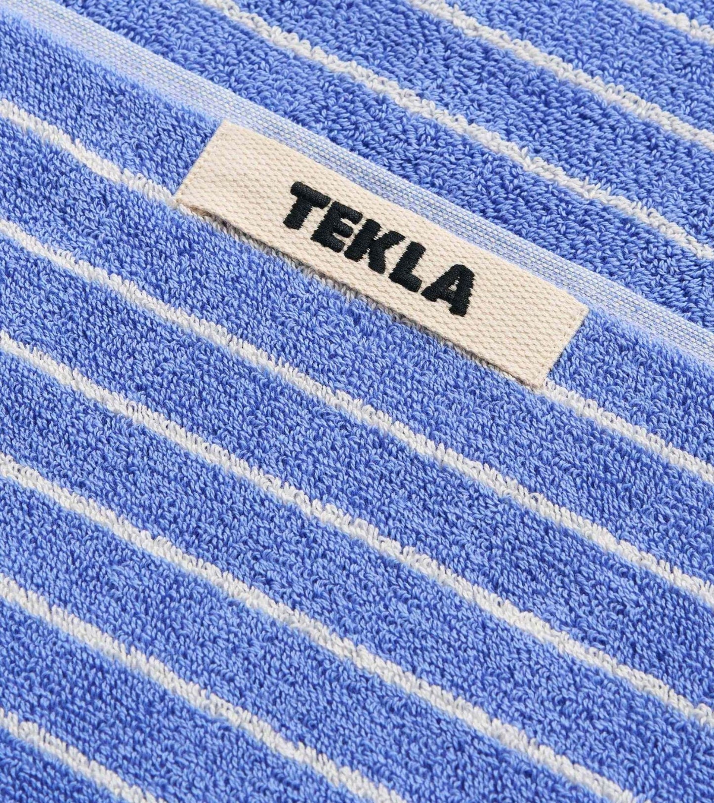 Bath Towel 70x140 Clear Blue Stripes