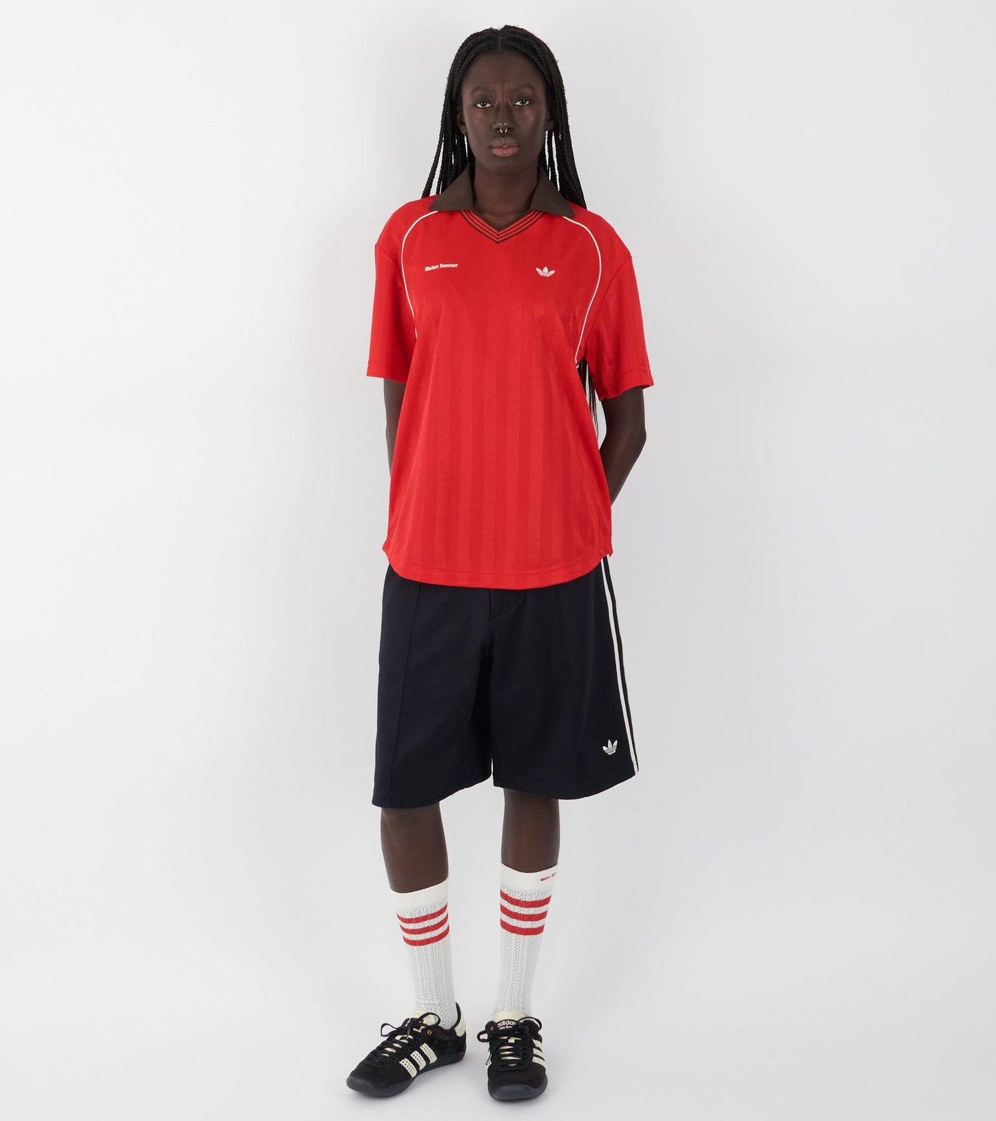 WB Football Tee Better Scarlet/Dark Brown