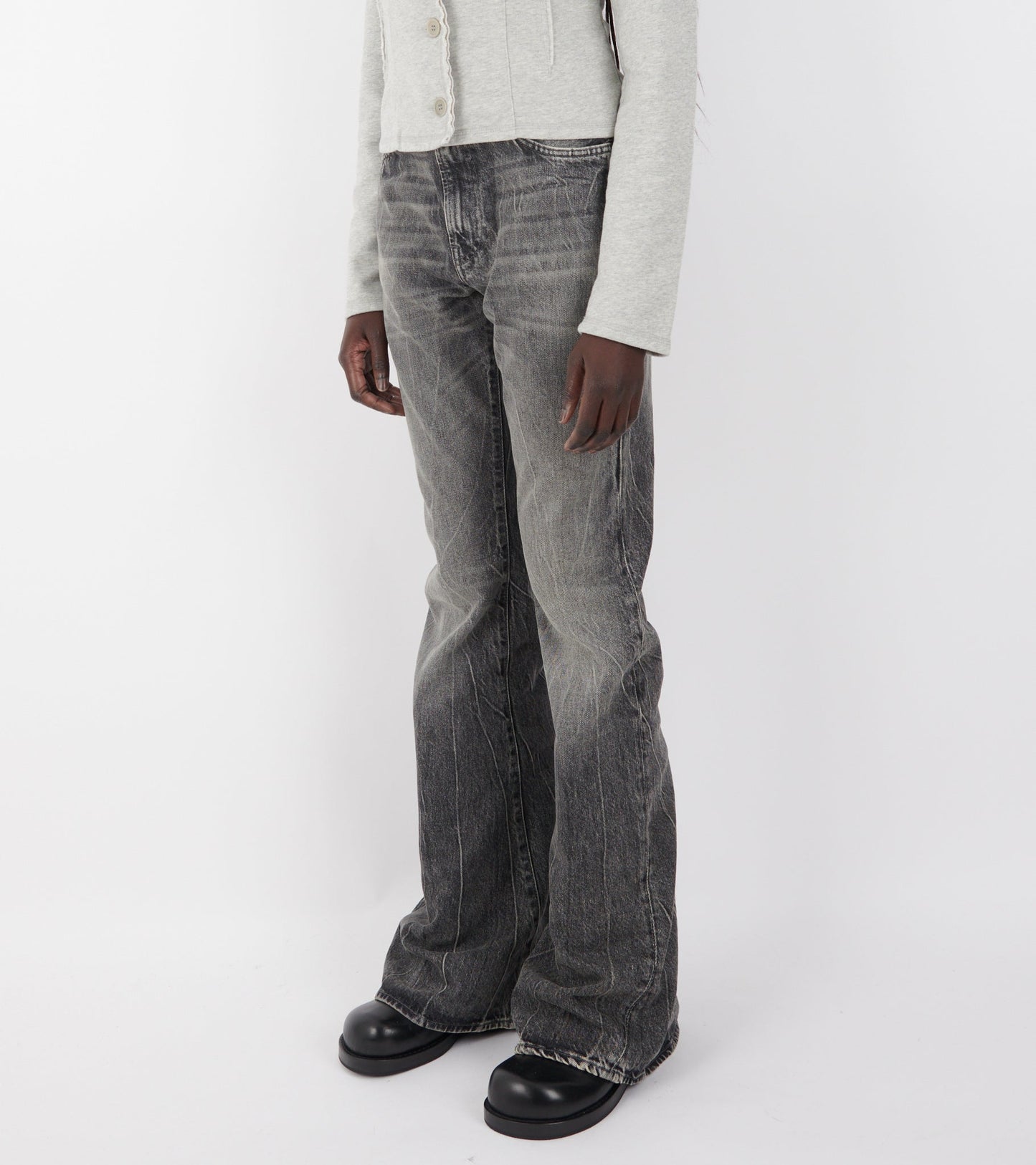 2025F Gothik Fitted Jeans Washed Black