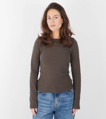 Line Tee Chestnut