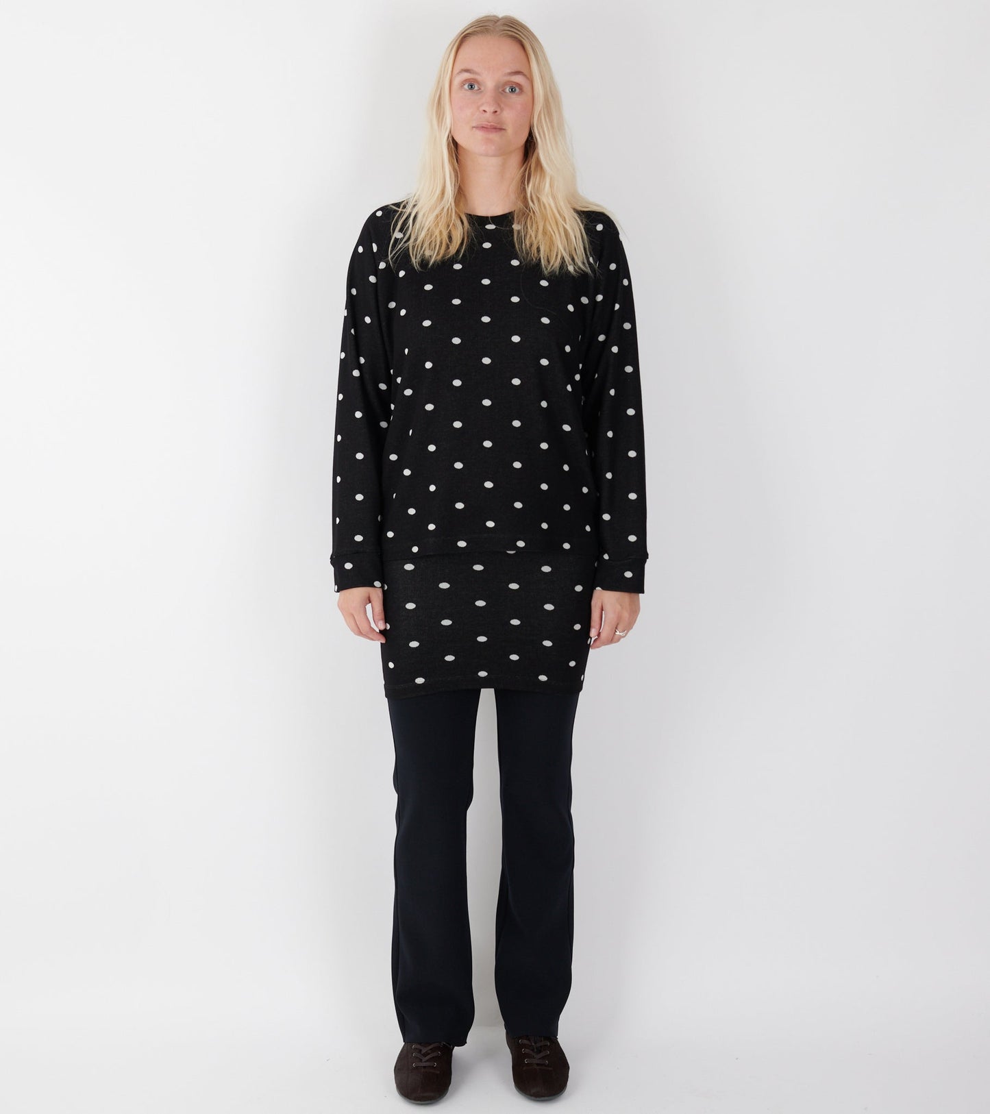 Jaquard Dot Sweat Black/Ecru