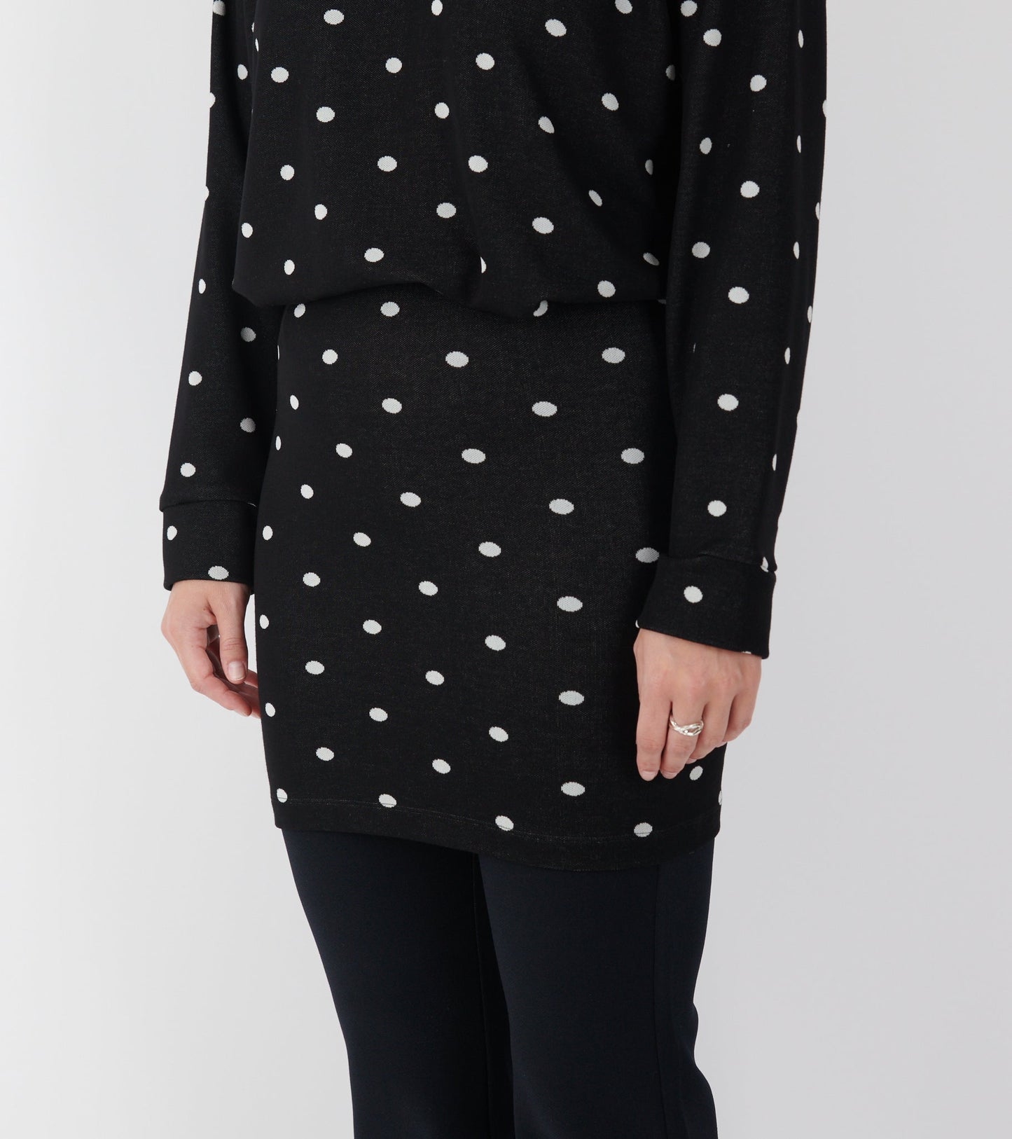 Jaquard Dot Skirt Black/Ecru