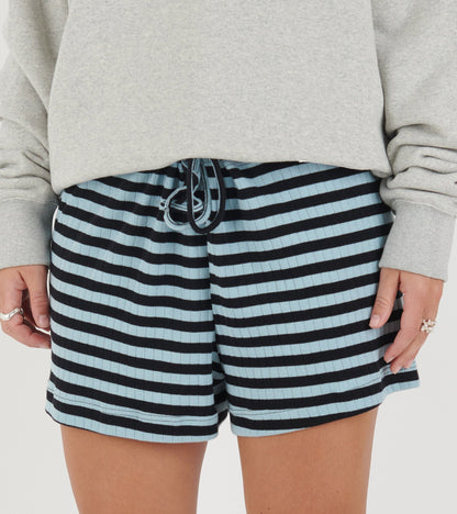 Nova Shorts 1 Black/Light Blue