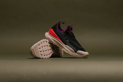 ACG Zoom Air AO - Black/Laser Crimson