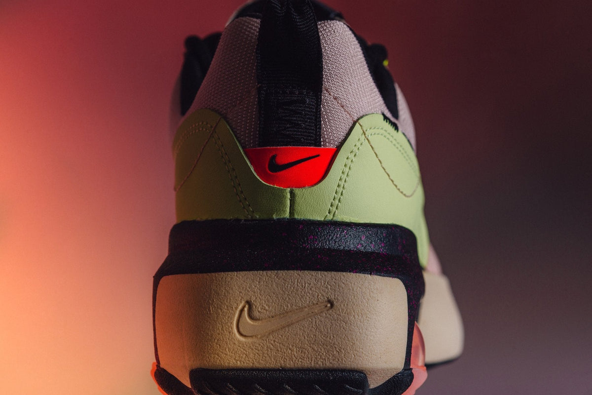 Women's Air Max Verona QS - Guava Ice/Black