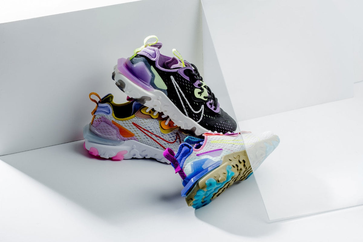 Women's React Vision - Black/Sail/Dark Smokey Grey/Gravity Purple