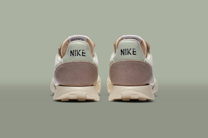 Women's Waffle Racer LX Series QS - Pale Ivory/Silver